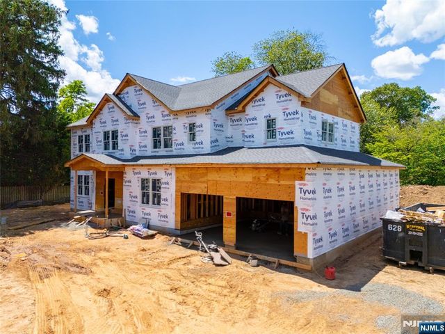 246 Lynn Street, Harrington Park, NJ 07640