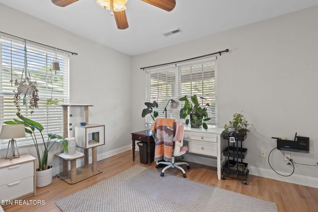 1132 Connecticut Ave, Knoxville, TN 37921