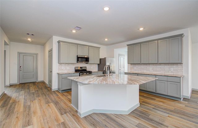 13922 Bay Crest, Texas City, TX 77539