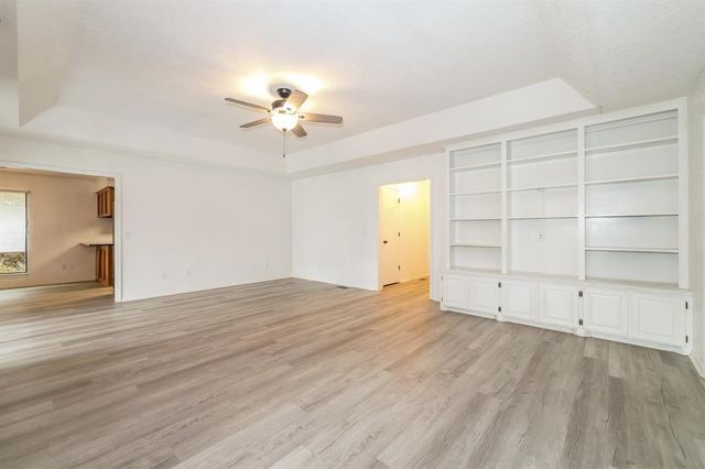 305 N Grand Fork Road, Edmond, OK 73003