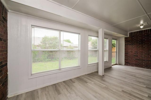 305 N Grand Fork Road, Edmond, OK 73003