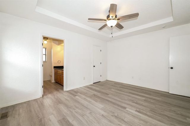 305 N Grand Fork Road, Edmond, OK 73003