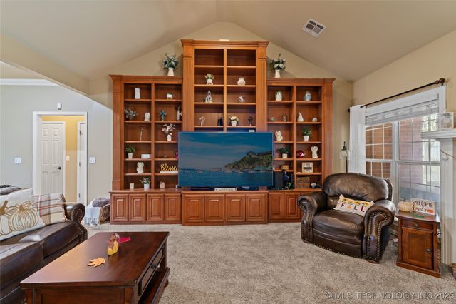 3103 Callaway Drive, Claremore, OK 74019
