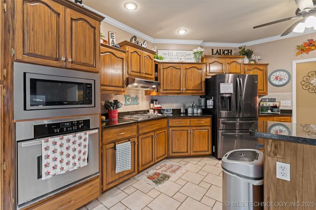 3103 Callaway Drive, Claremore, OK 74019
