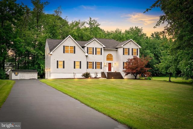 3 DONNA STREET, Robbinsville, NJ 08691