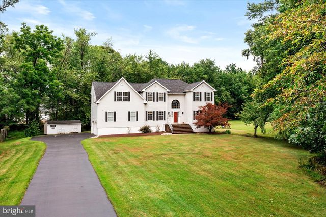 3 DONNA STREET, Robbinsville, NJ 08691