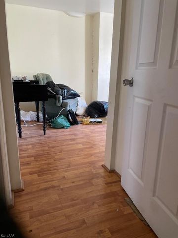 417 Monmouth St, Jersey City, NJ 07302