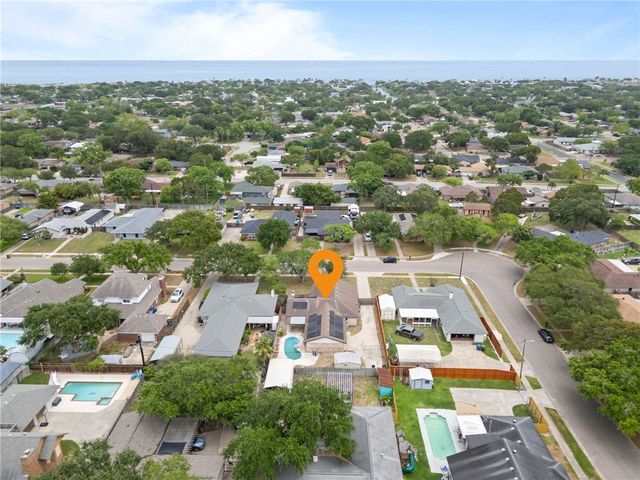 3221 Seafoam Dr, Corpus Christi, TX 78418