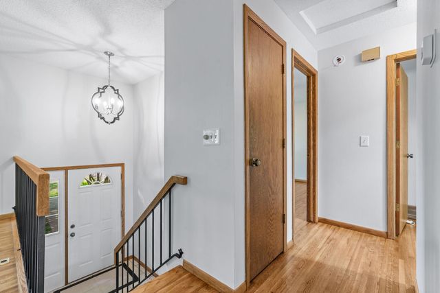 11795 Red Fox Drive, Maple Grove, MN 55369