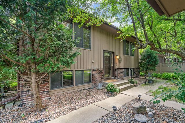 11795 Red Fox Drive, Maple Grove, MN 55369