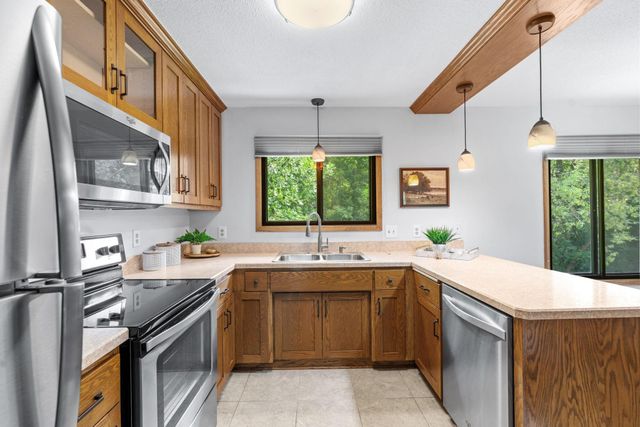 11795 Red Fox Drive, Maple Grove, MN 55369