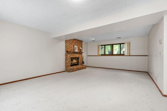 11795 Red Fox Drive, Maple Grove, MN 55369