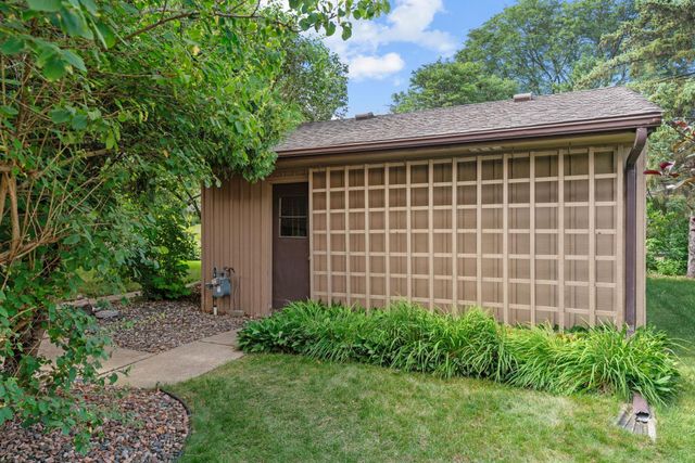 11795 Red Fox Drive, Maple Grove, MN 55369