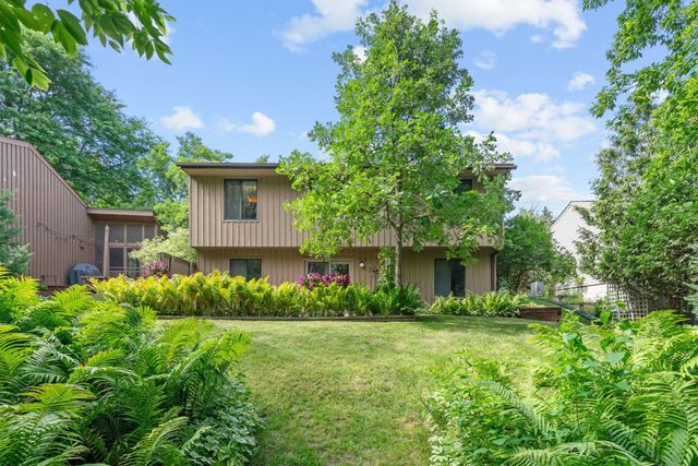 11795 Red Fox Drive, Maple Grove, MN 55369