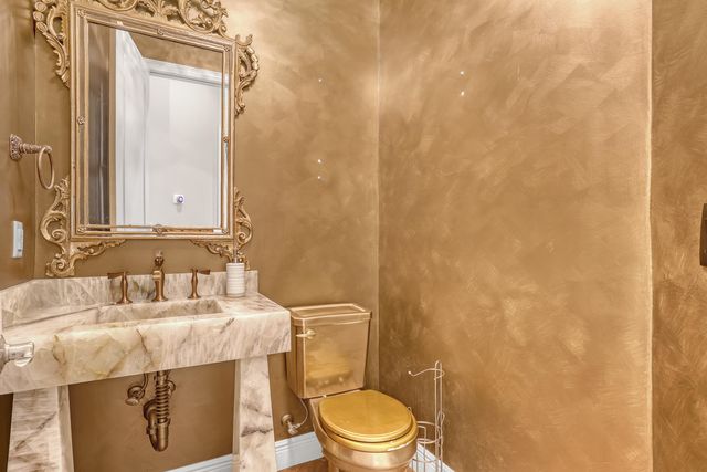 6464 Bellamalfi Street, Boca Raton, FL 33496