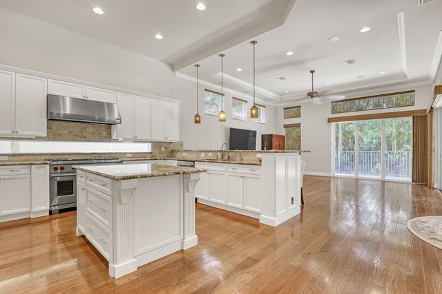 6464 Bellamalfi Street, Boca Raton, FL 33496