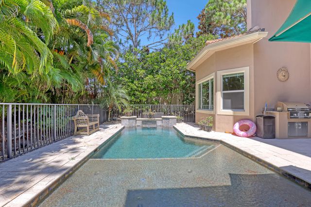 6464 Bellamalfi Street, Boca Raton, FL 33496