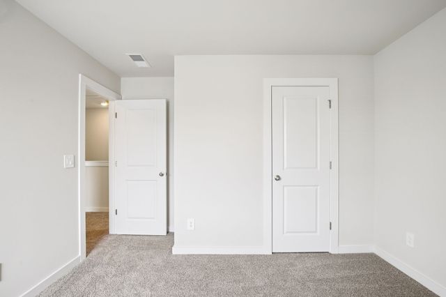 1762 Flora Grv, Hermitage, TN 37076
