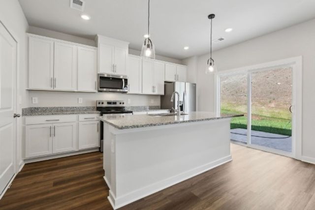 1762 Flora Grv, Hermitage, TN 37076