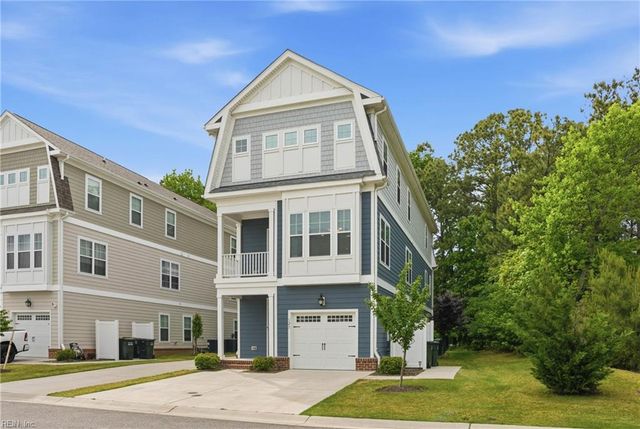 121 Topsail LN, Yorktown, VA 23693