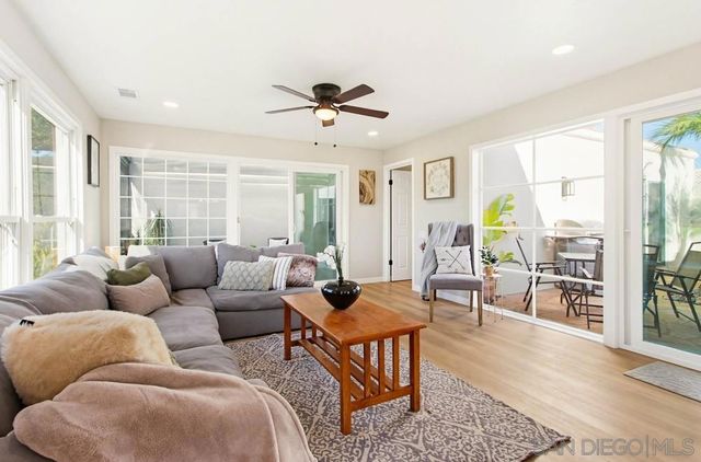 3621 Vista Campana 53, Oceanside, CA 92057