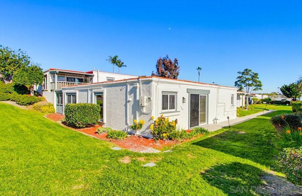 3621 Vista Campana 53, Oceanside, CA 92057