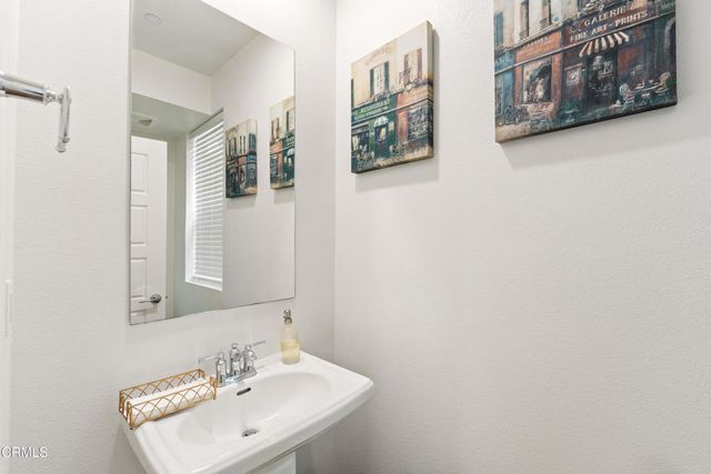 613 Winchester Drive, Oxnard, CA 93036