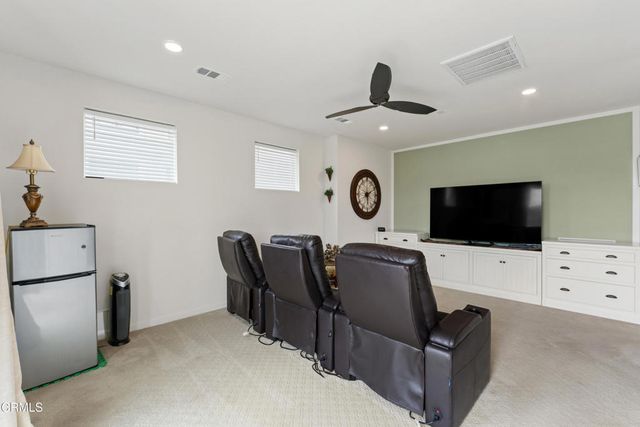 613 Winchester Drive, Oxnard, CA 93036