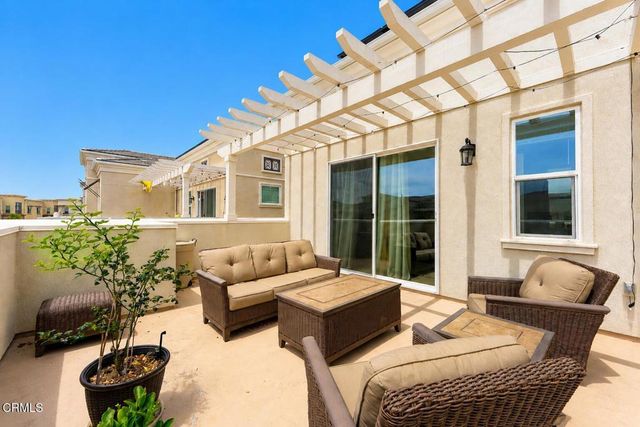613 Winchester Drive, Oxnard, CA 93036