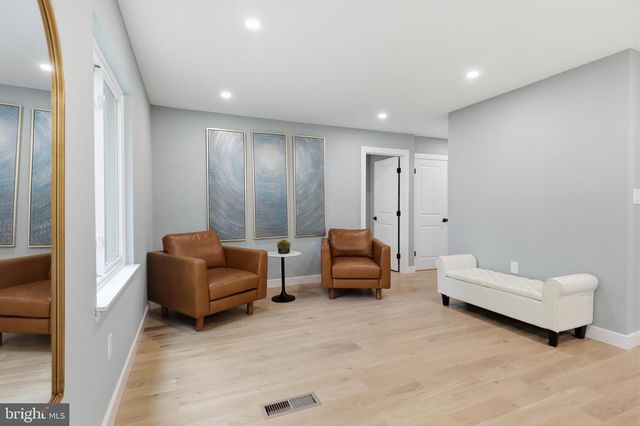 2721 BERRYLAND DR, Oakton, VA 22124