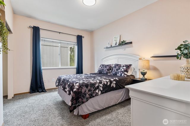 12013 64th Avenue E, Puyallup, WA 98373