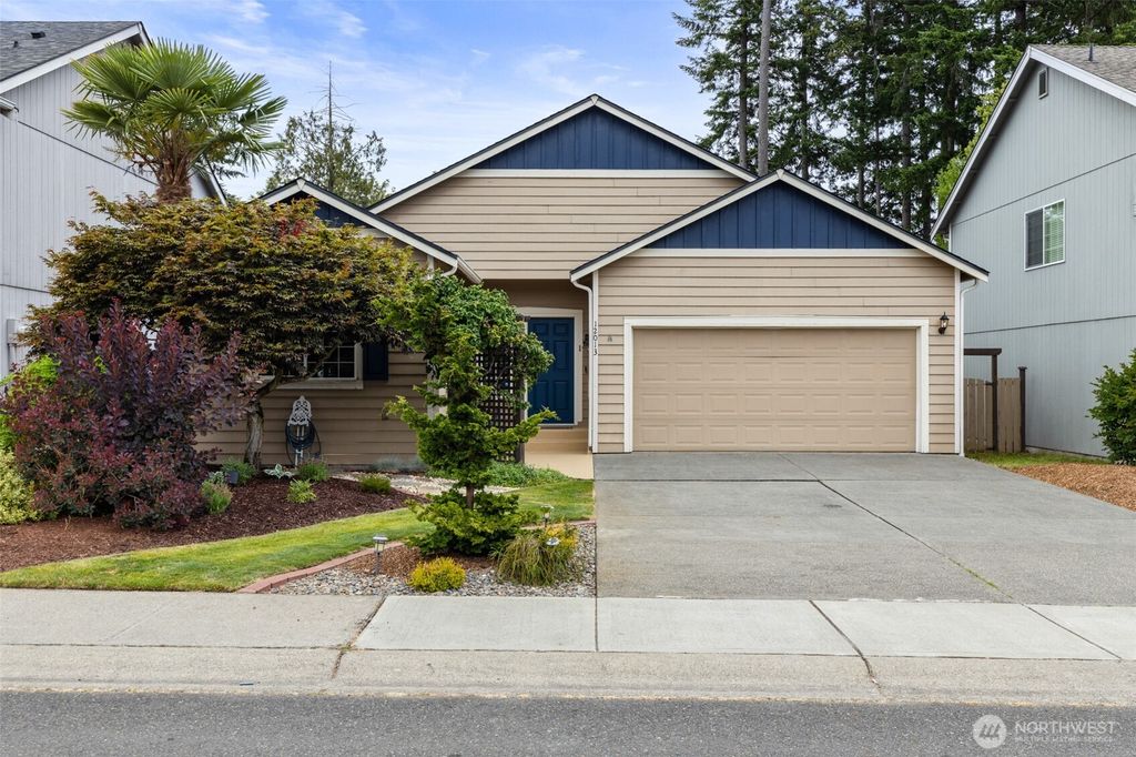 12013 64th Avenue E, Puyallup, WA 98373