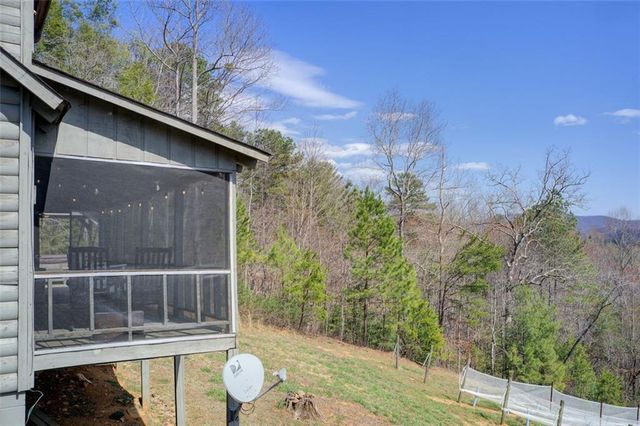 56 Fairview Avenue, Blairsville, GA 30512