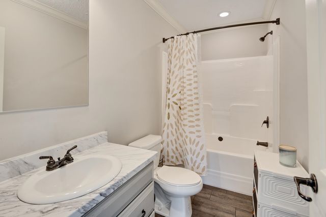 450 SIDES DR, Moscow, TN 38057