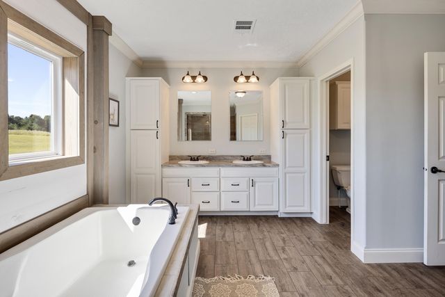 450 SIDES DR, Moscow, TN 38057