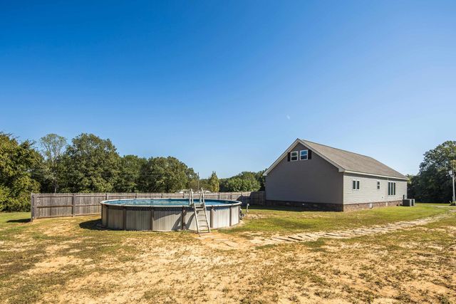 450 SIDES DR, Moscow, TN 38057