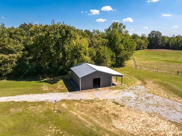 450 SIDES DR, Moscow, TN 38057