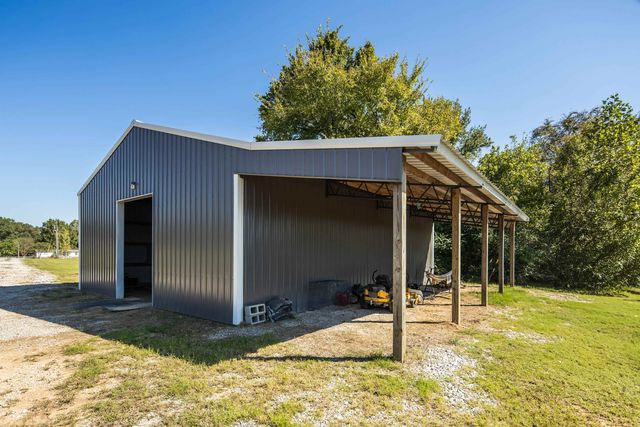 450 SIDES DR, Moscow, TN 38057