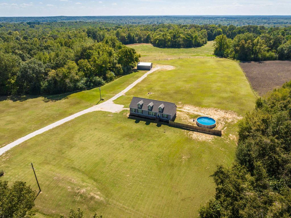 450 SIDES DR, Moscow, TN 38057