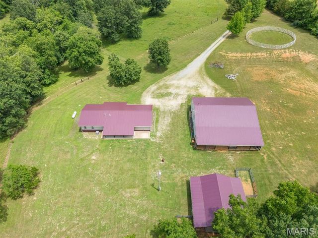 21924 Trogden Road, Farmington, MO 63640