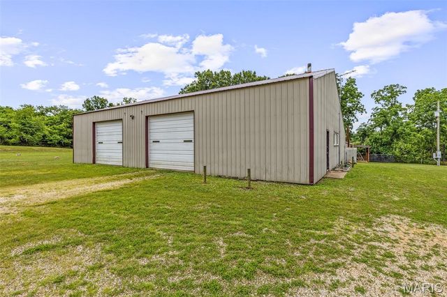21924 Trogden Road, Farmington, MO 63640