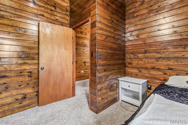 21924 Trogden Road, Farmington, MO 63640