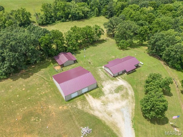 21924 Trogden Road, Farmington, MO 63640