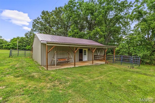 21924 Trogden Road, Farmington, MO 63640