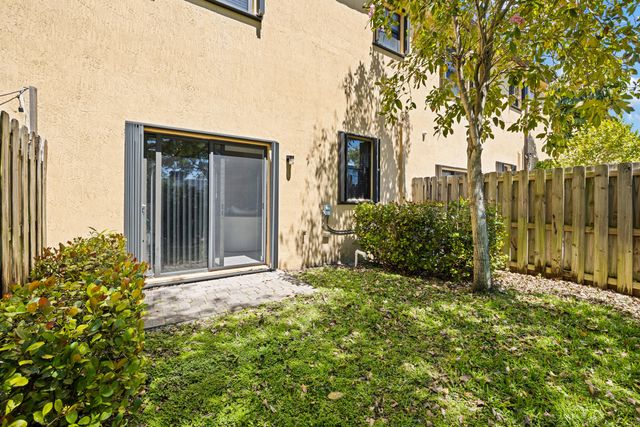 5504 NW 27th Street, Margate, FL 33063