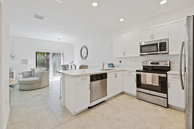 5504 NW 27th Street, Margate, FL 33063