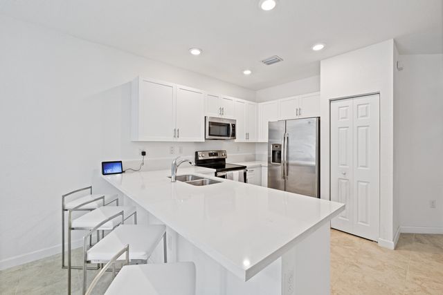 5504 NW 27th Street, Margate, FL 33063