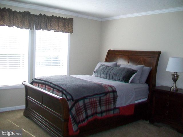 107 TROUT LN, Cabins, WV 26855