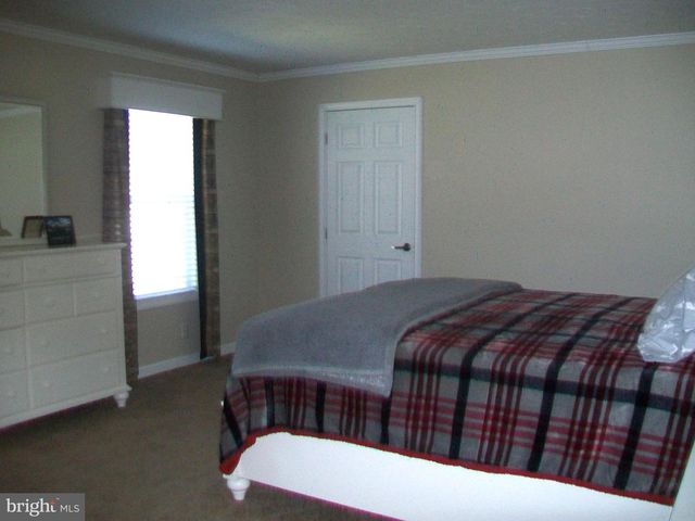 107 TROUT LN, Cabins, WV 26855