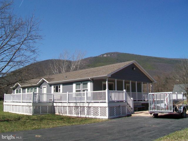 107 TROUT LN, Cabins, WV 26855